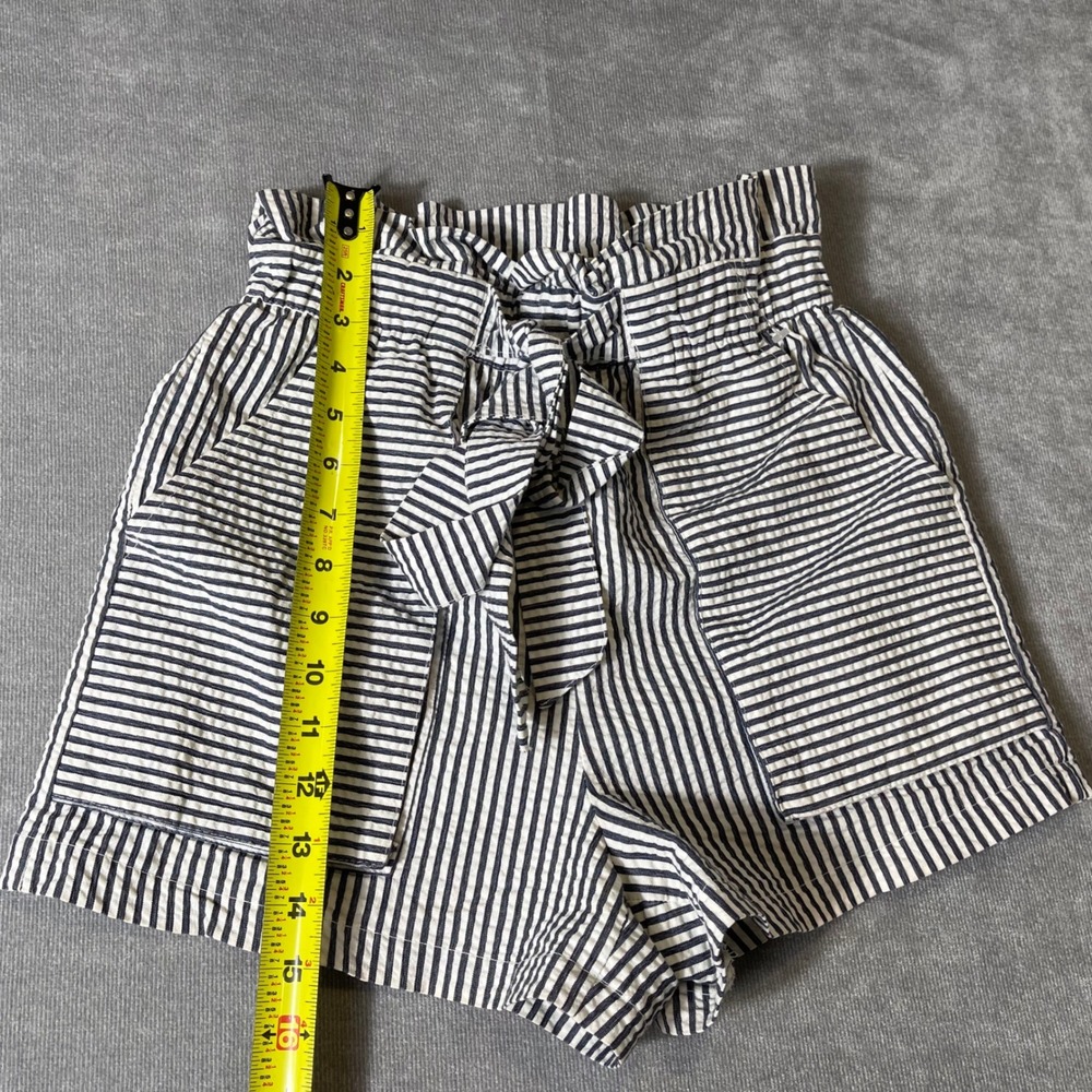 Zara Navy White Striped Seersucker Paperbag Waist Shorts XS - Picture 6 of 7